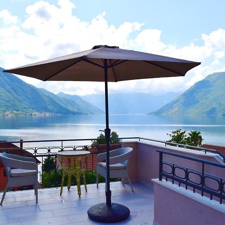 Apartmani Bobo Kotor Exteriör bild