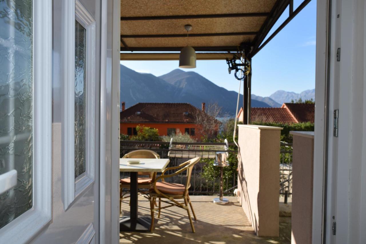 Apartmani Bobo Kotor Exteriör bild