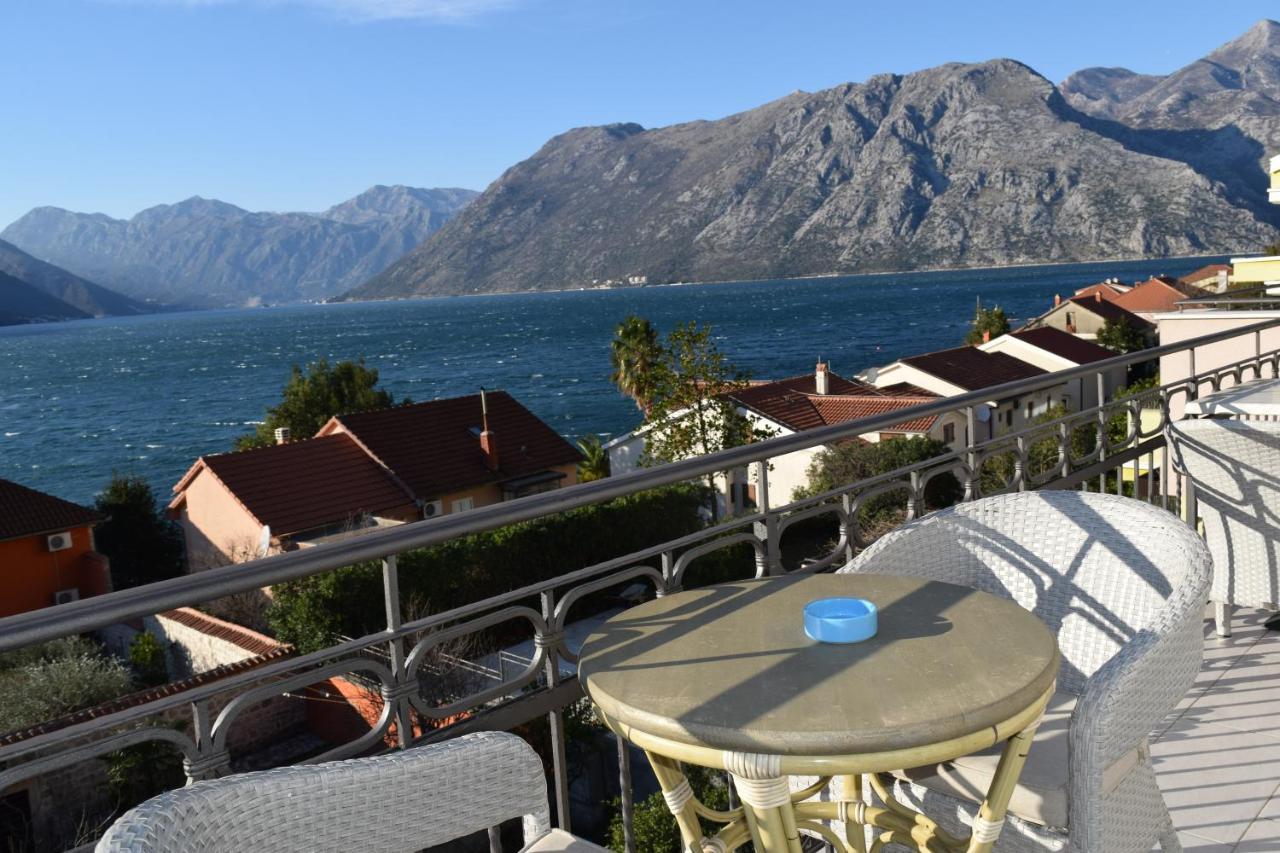 Apartmani Bobo Kotor Exteriör bild