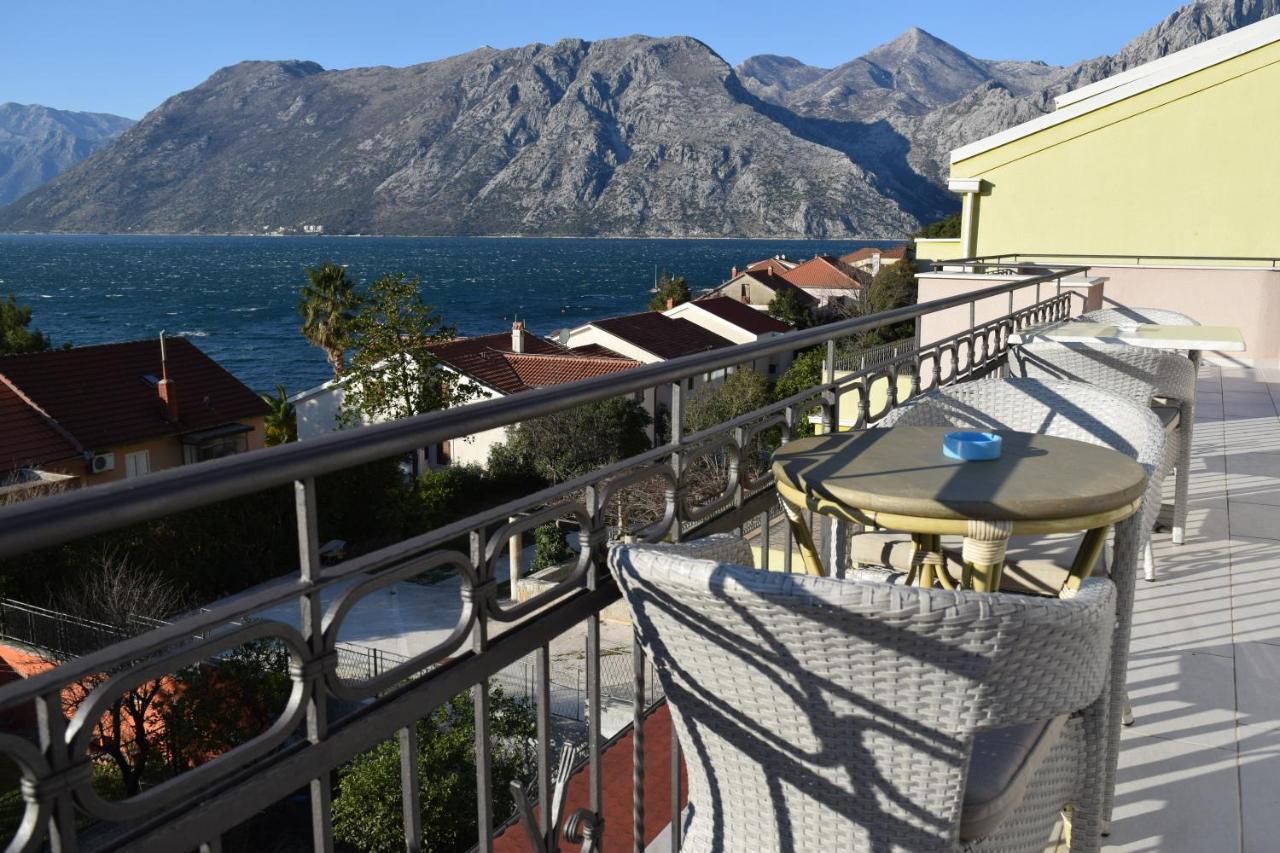 Apartmani Bobo Kotor Exteriör bild