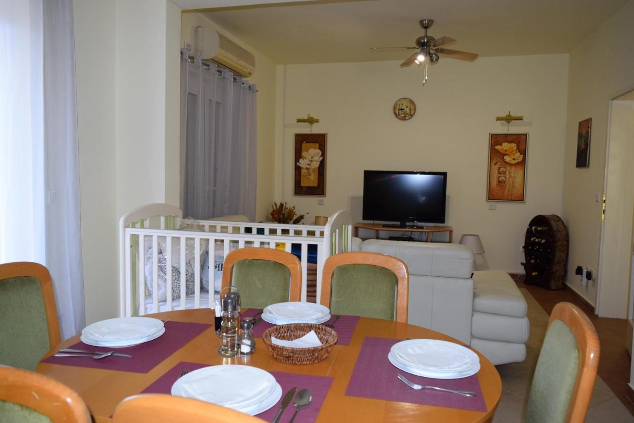 Apartmani Bobo Kotor Exteriör bild