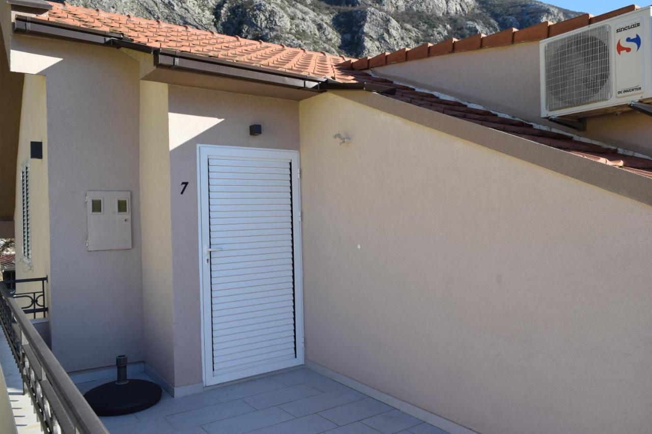 Apartmani Bobo Kotor Exteriör bild