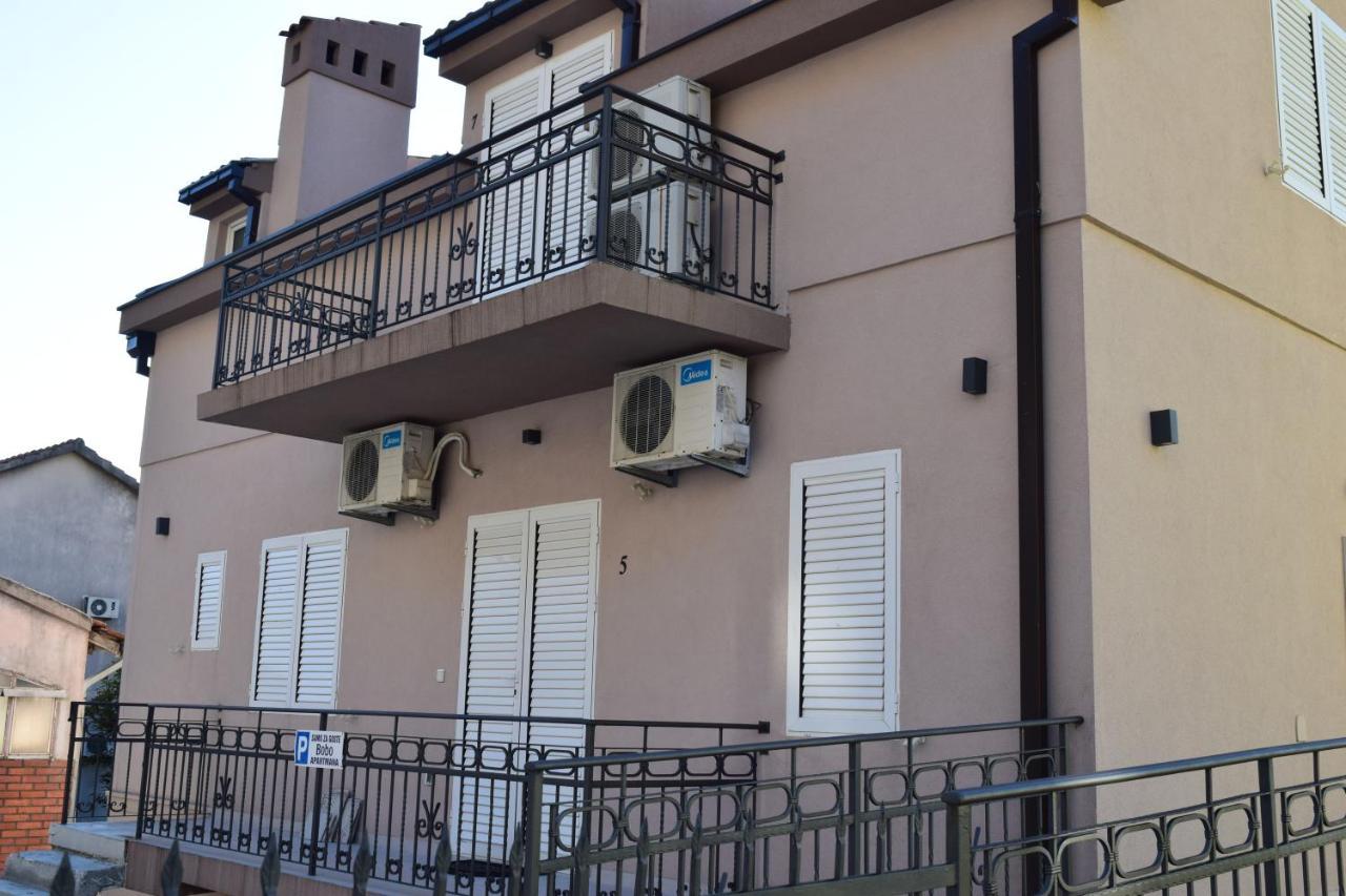Apartmani Bobo Kotor Exteriör bild