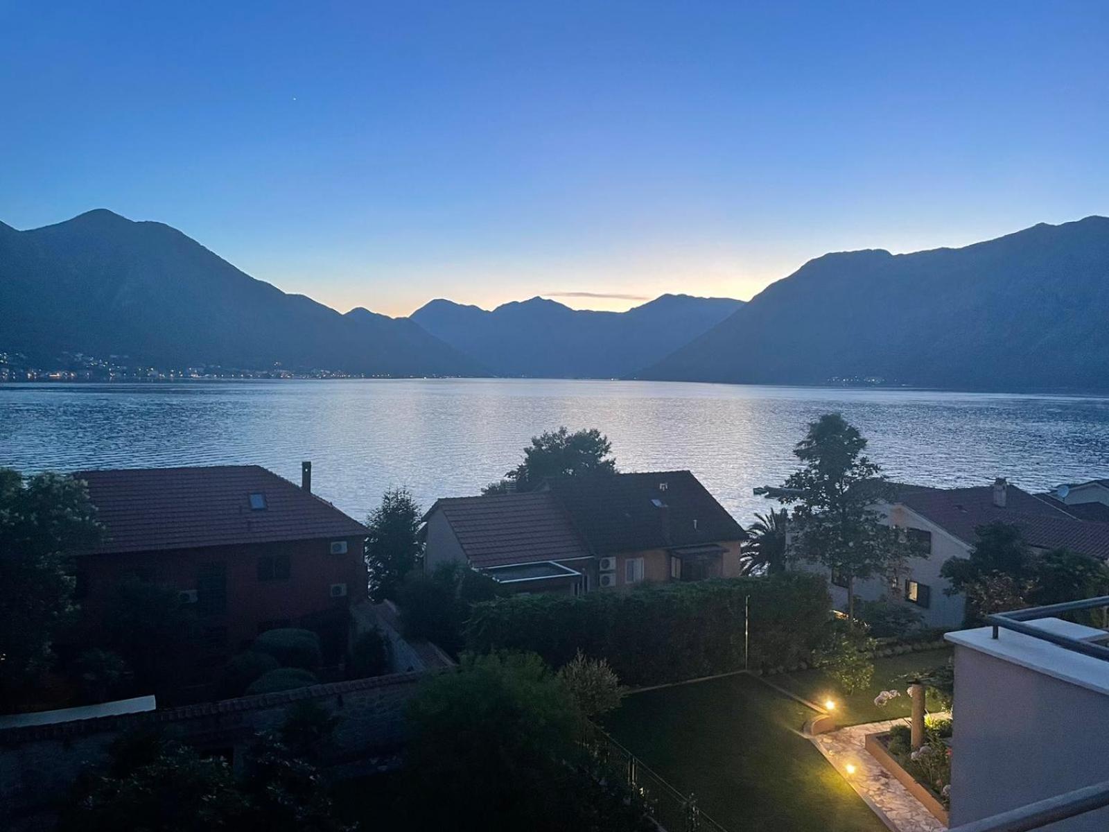 Apartmani Bobo Kotor Exteriör bild